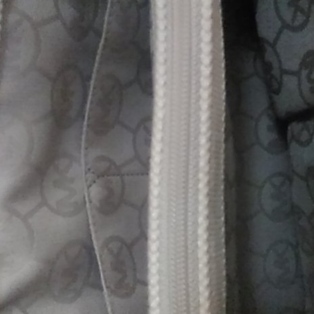 Hand bag - Picture 2 of 4
